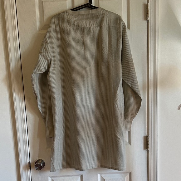 J. Kurta - Picture 6 of 9